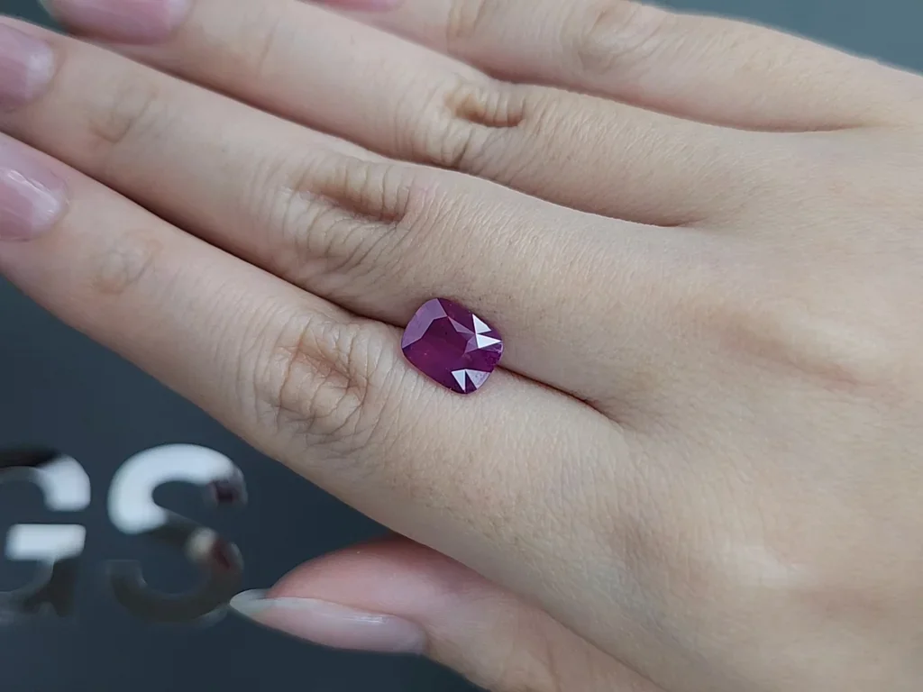 Unheated pink sapphire with rutile silk effect in cushion cut 3.03 carats, Sri Lanka Image №2