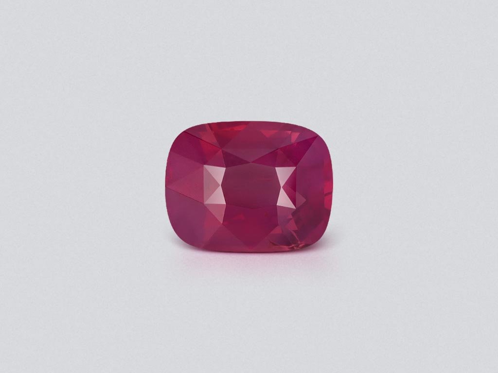 Unheated pink sapphire with rutile silk effect in cushion cut 3.03 carats, Sri Lanka Image №1