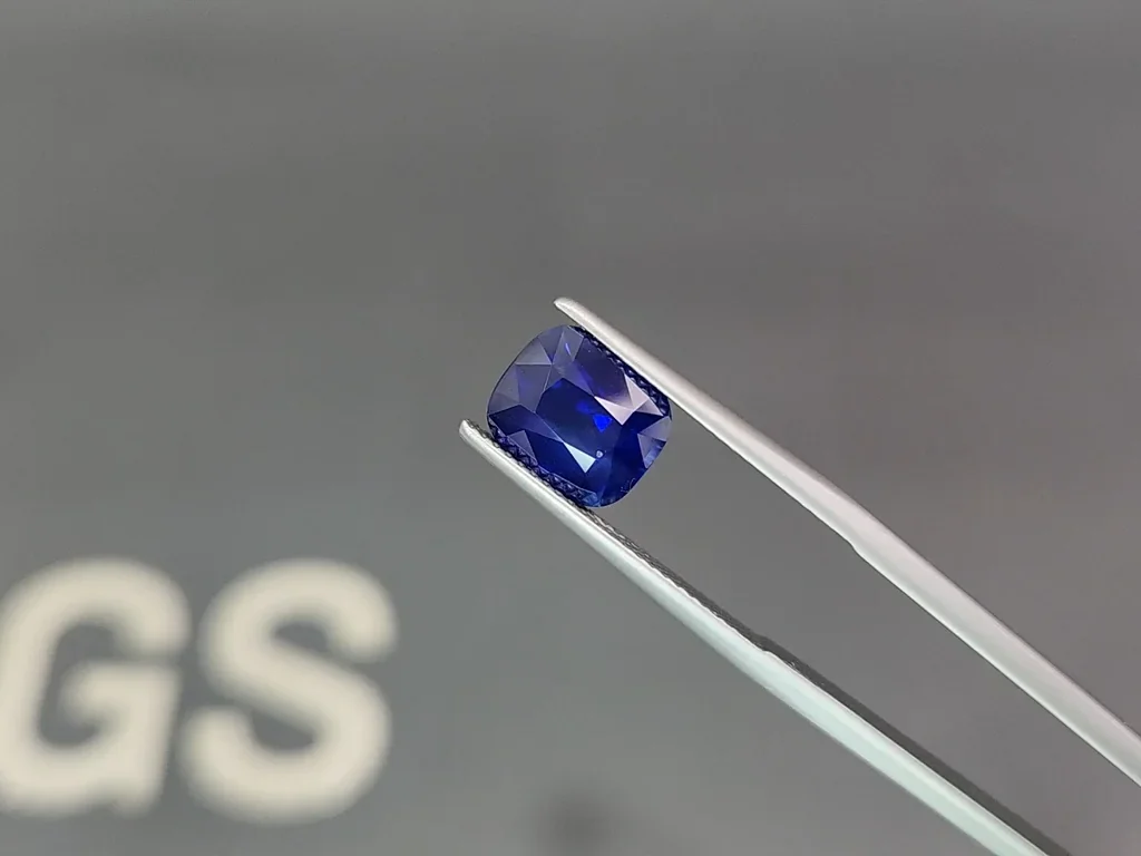 Zafiro azul de talla cojín de 4,06 quilates, Sri Lanka Image №3