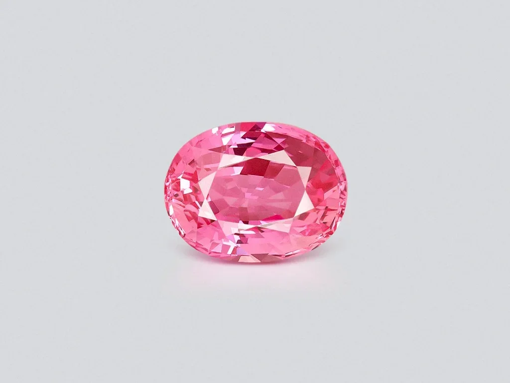 Saphir Padparadscha 6,11 carats taille ovale Image №1