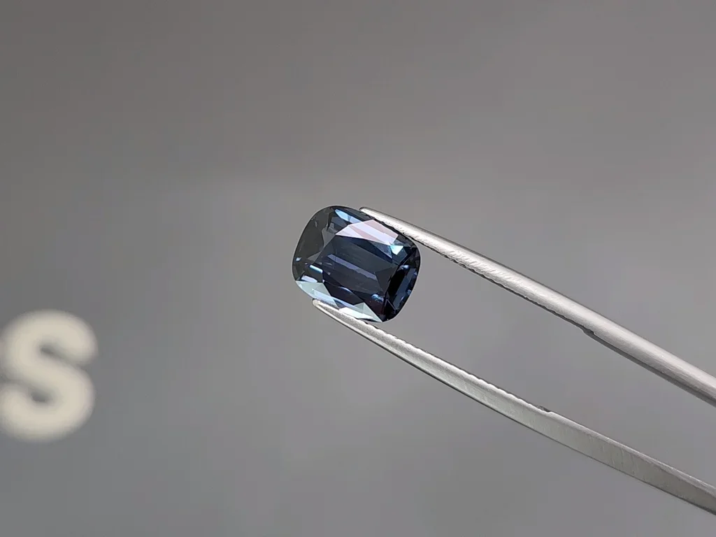 Cobalt blue spinel in cushion cut 3.02 carats, Tanzania Image №3