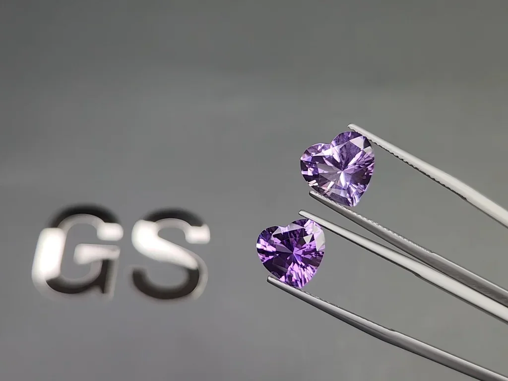 Par de amatistas de corte corazón de precisión de 6,99 ct, Brasil Image №3