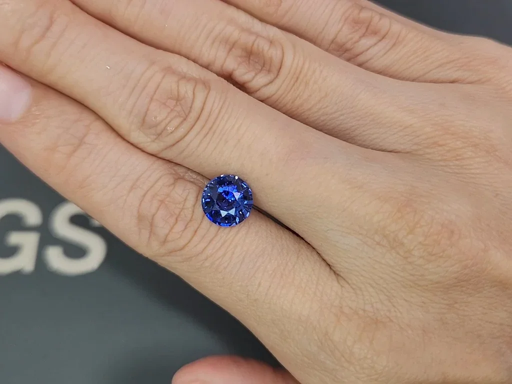 Saphir bleu royal taille ronde de 3,05 carats, Sri Lanka  Image №2