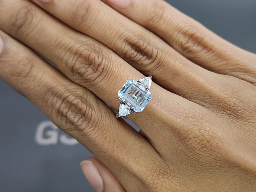 Aigue-marine taille octogonale de 2,94 carats, Madagascar  Image №5