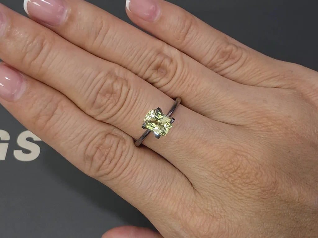 Unbehandelter gelber saphir im radiant-schliff 1,78 karat, Sri Lanka Image №5