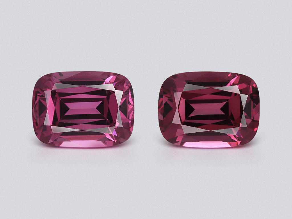 Pair of rhodolite garnets cushion cut 3.77 carats, Madagascar Image №1