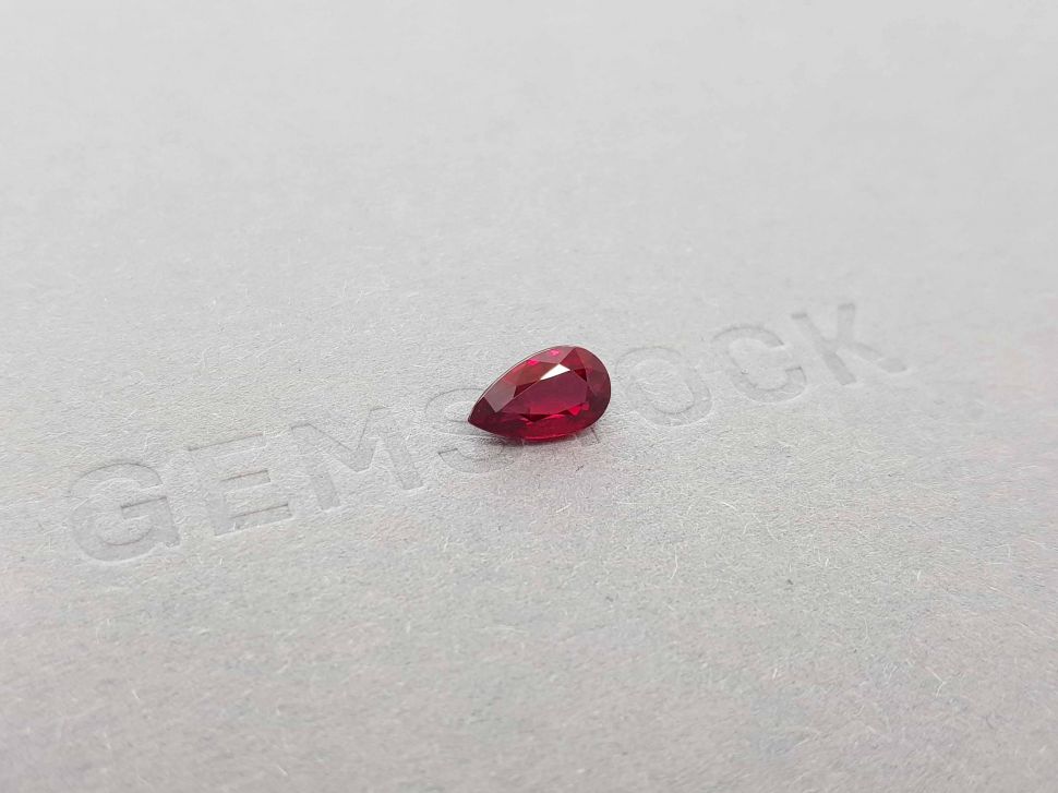 Ruby cut pear Mozambique 1.35 carats Image №3