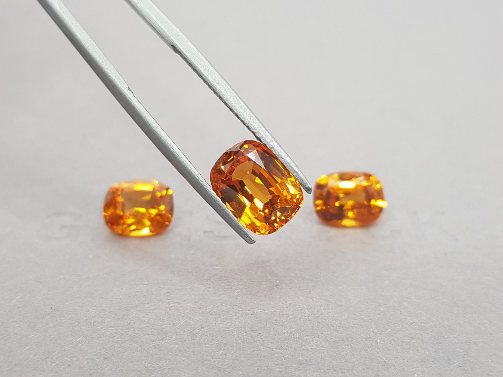 Set of bright spessartines in cushion cut 9.37 ct Image №4