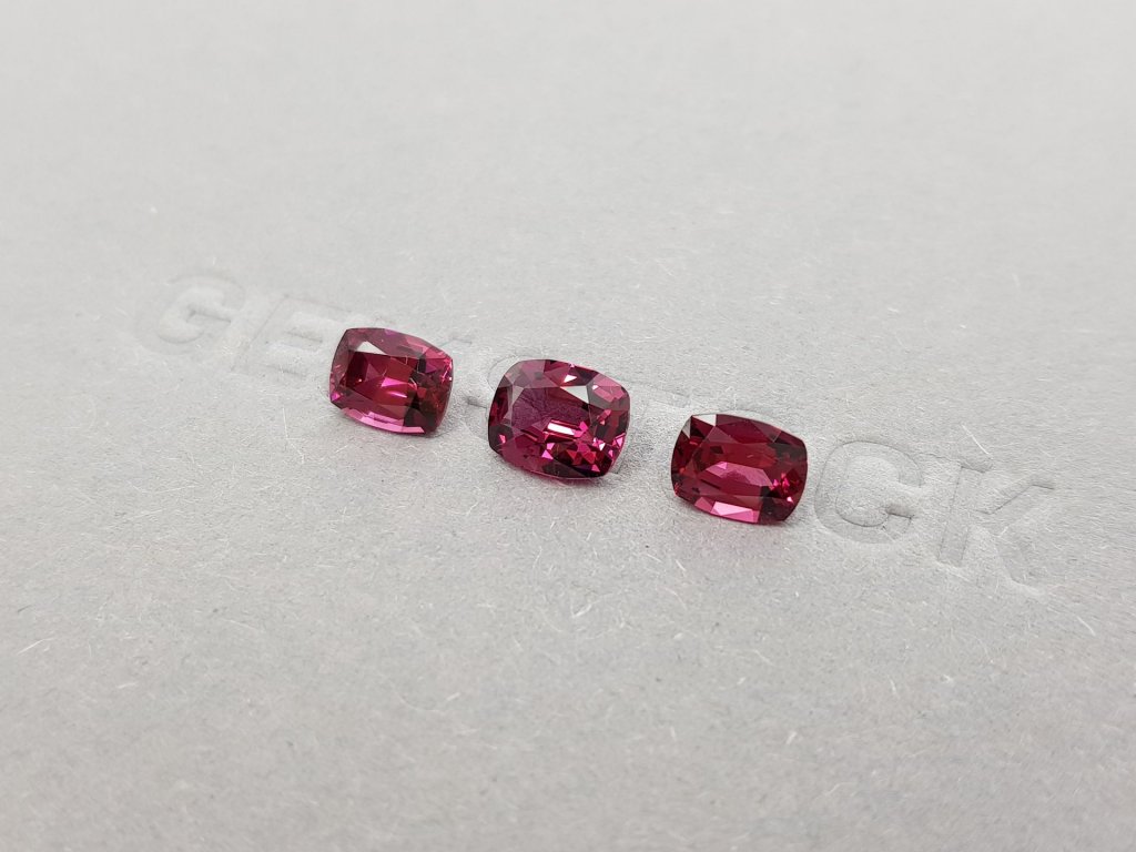 Set of three rhodolite garnets 3.42 carats, Sri Lanka Image №3