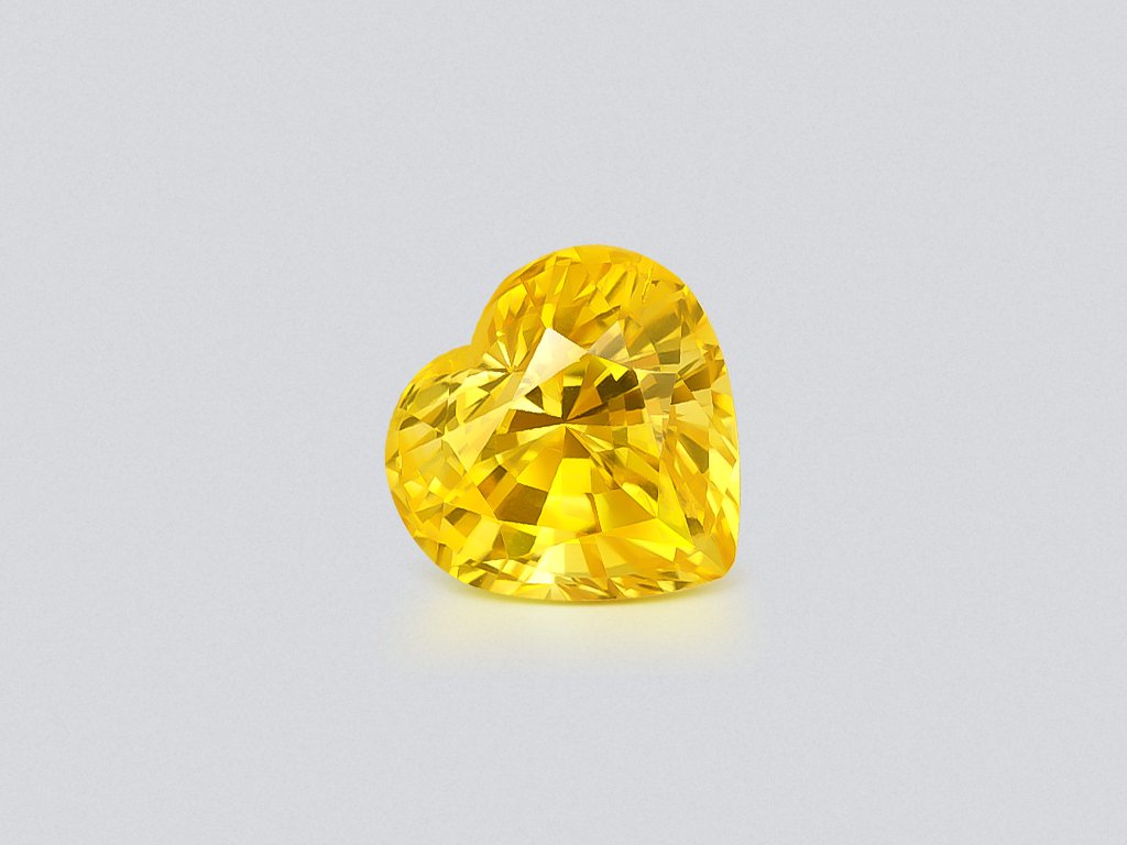 Zafiro amarillo intenso de talla corazón de 1,68 carats, Sri Lanka Image №1