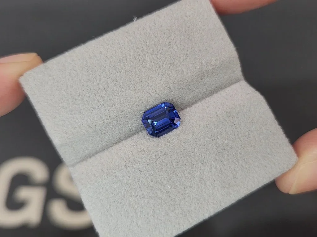 Zafiro azul de talla octogonal de 1,54 quilates, Sri Lanka Image №4