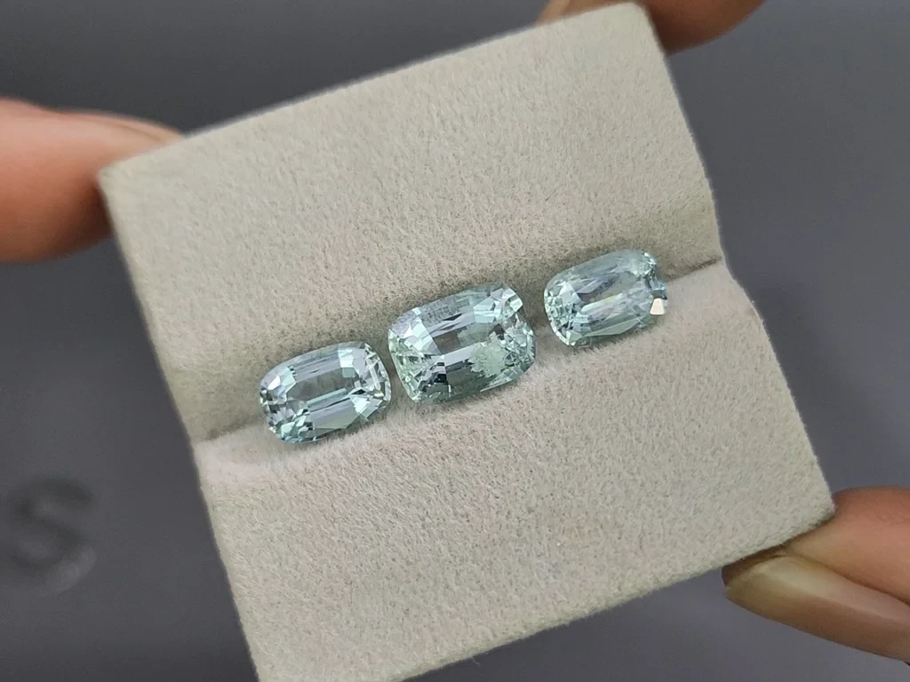Ensemble aigues-marines taille coussin, 5,23 carats, Madagascar Image №5
