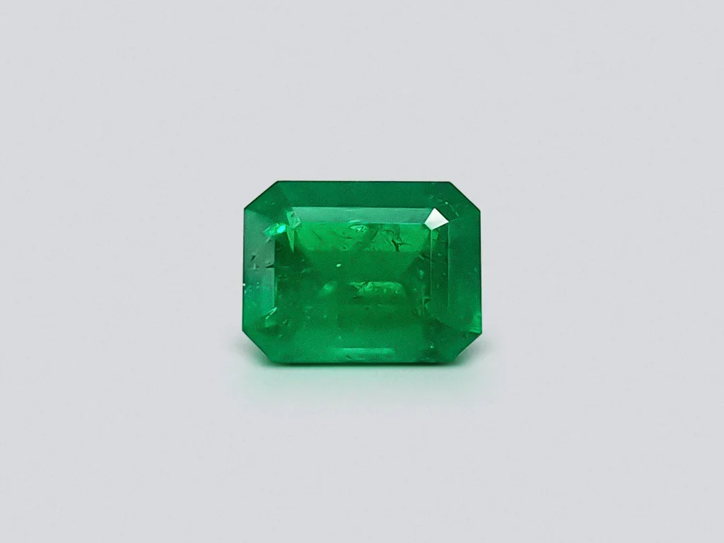 Colombian emerald of intense color 0.99 ct Image №1