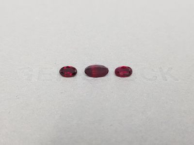 Set of oval Madagascar rubies 1.47 ct photo