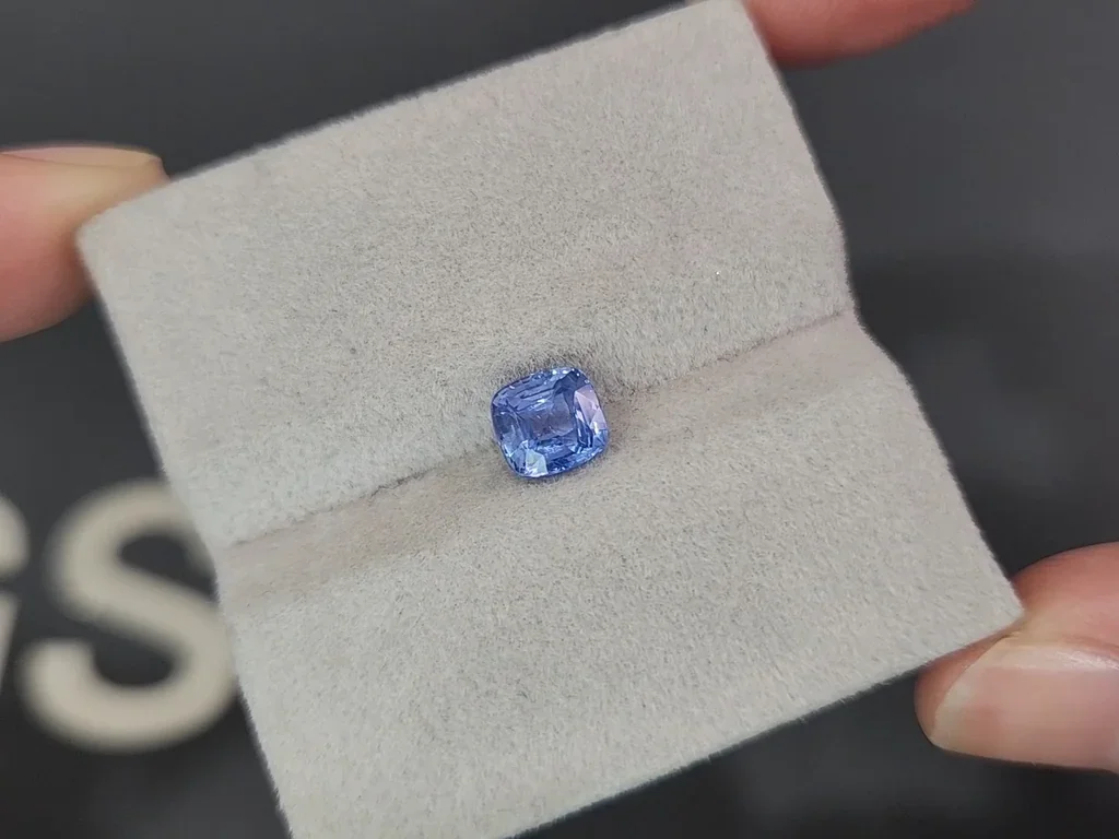 Saphir bleu pastel taille coussin non chauffé, 1,54 carat, Sri Lanka  Image №4