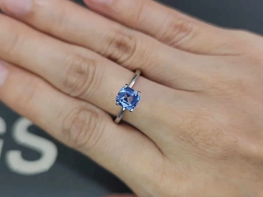 Saphir bleu pastel taille coussin non chauffé, 1,54 carat, Sri Lanka  Image №5