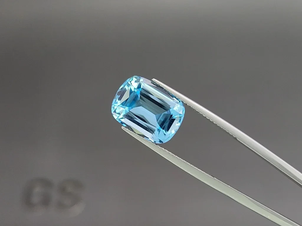 Topaz Sky Blue high precision cushion cut 9.00 carats, Madagascar Image №3