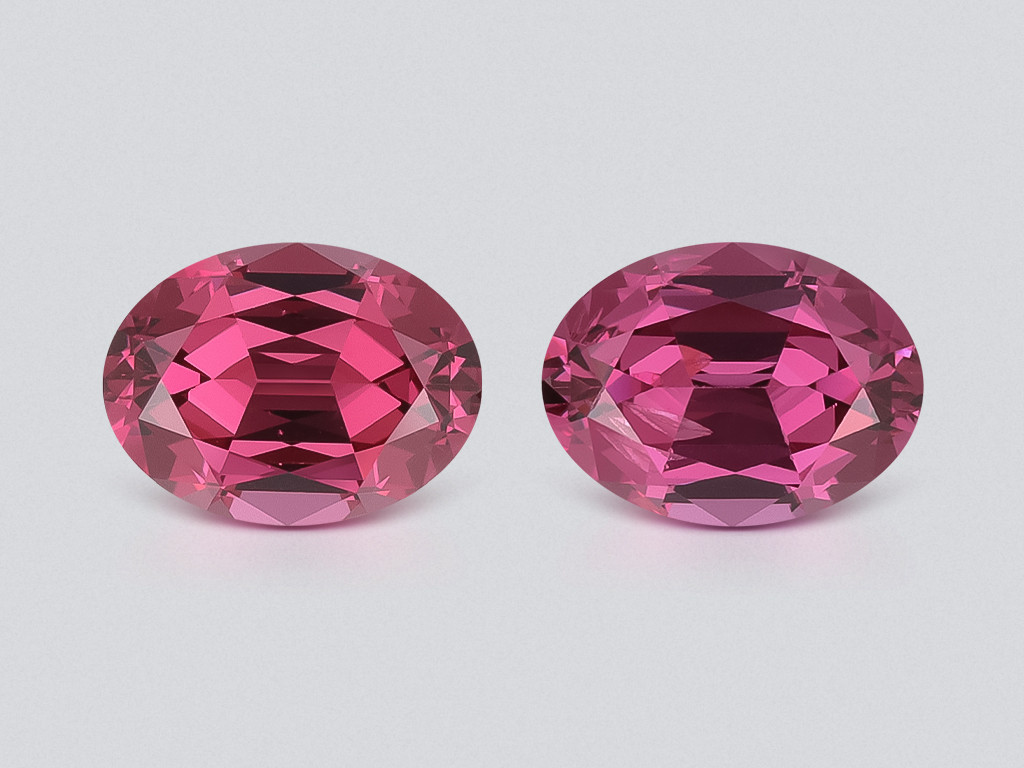 Pair of rhodolite garnets oval cut 2.84 carats, Madagascar Image №1