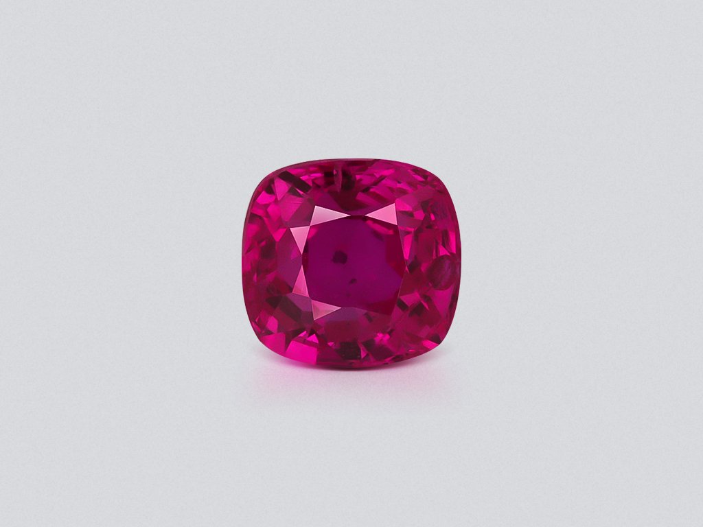 Unerhitzter roter rubin im kissenschliff 0,50 carats, Burma (Mogok) Image №1