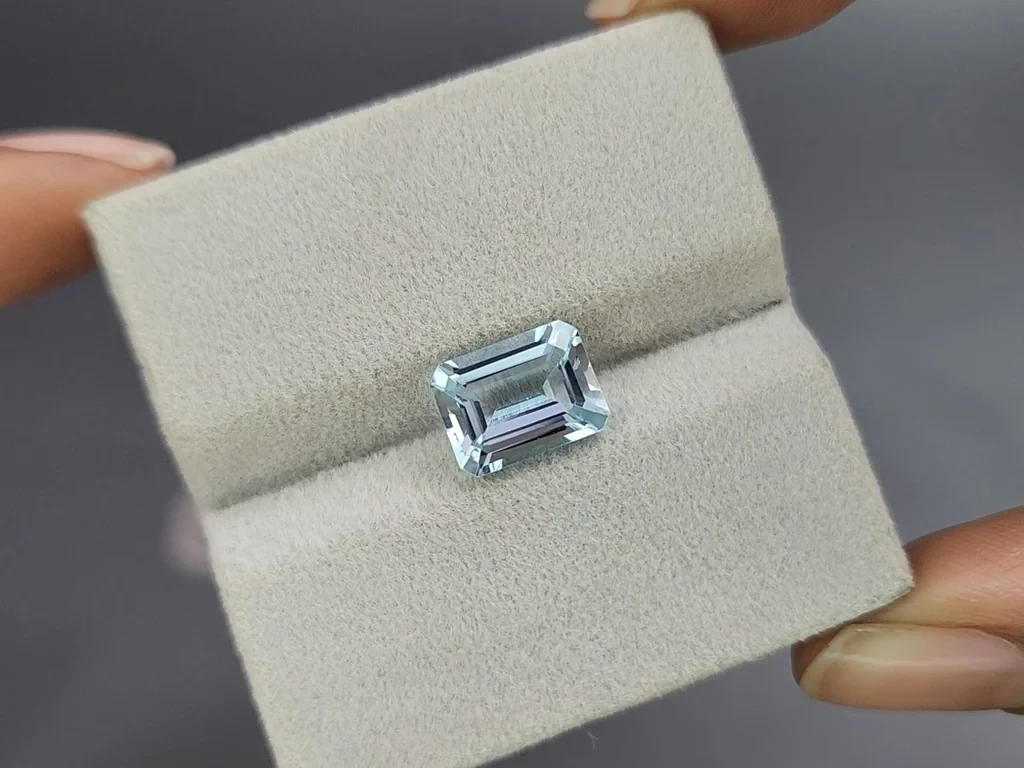 Achteckig geschliffener aquamarin 2,57 karat, Madagaskar  Image №4