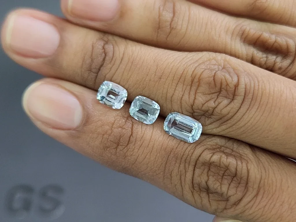 Ensemble aigues-marines taille coussin, 2,74 carats, Madagascar Image №2