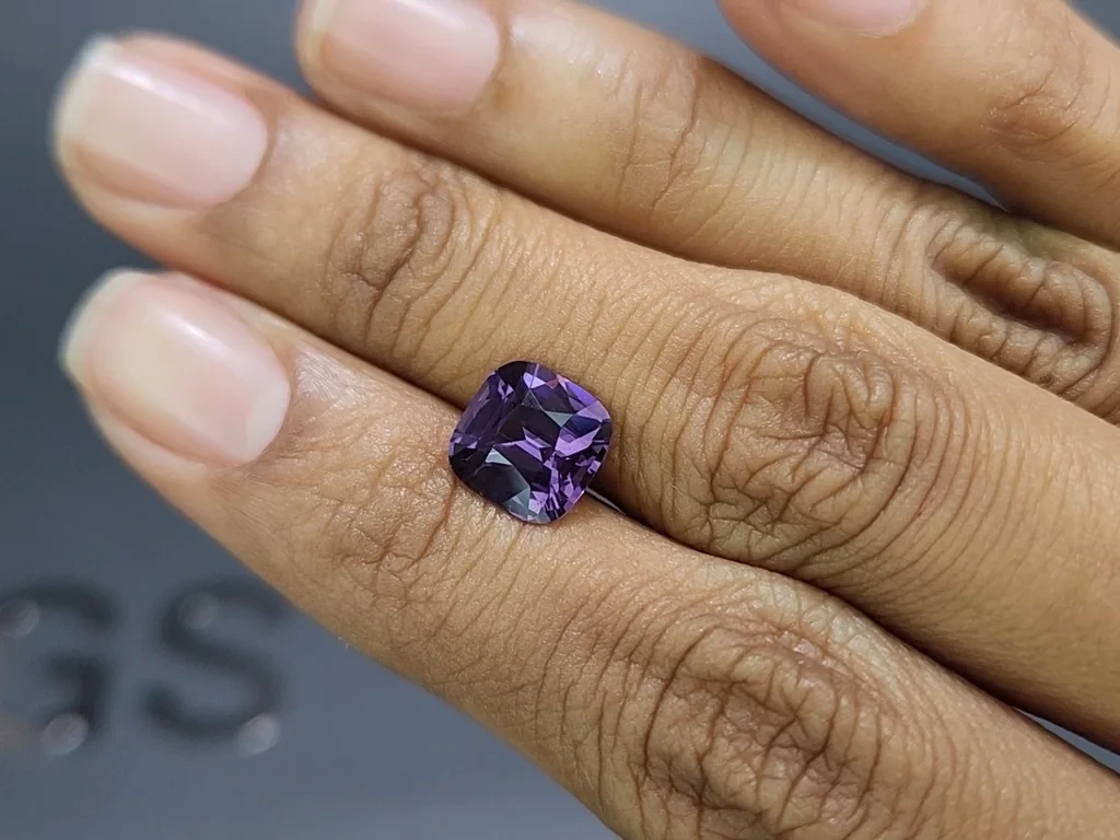 Spinelle violet taille coussin 3,51 carats, Tanzanie Image №2