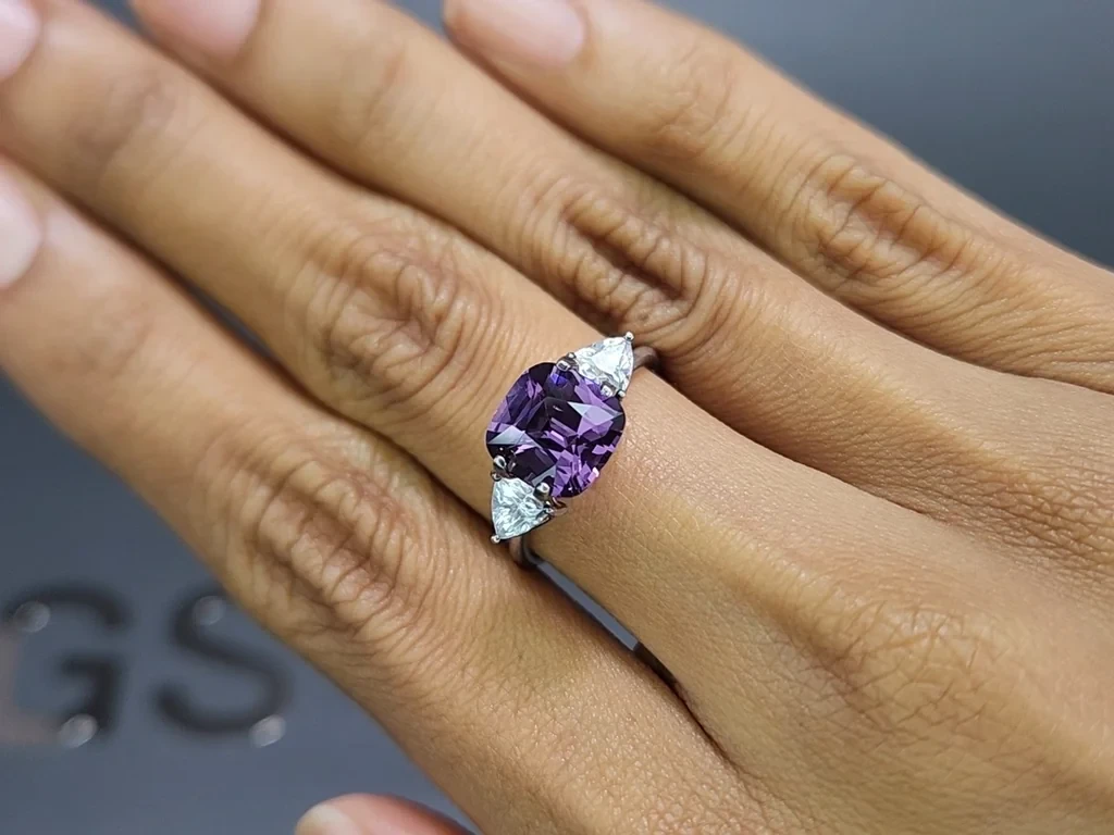 Spinelle violet taille coussin 3,51 carats, Tanzanie Image №5