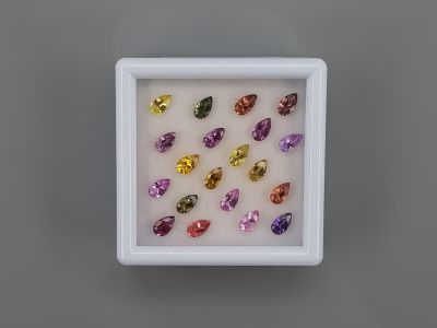 Set of calibrated sapphires 5x3 mm in pear cut 4.85 carats/20 pcs. photo