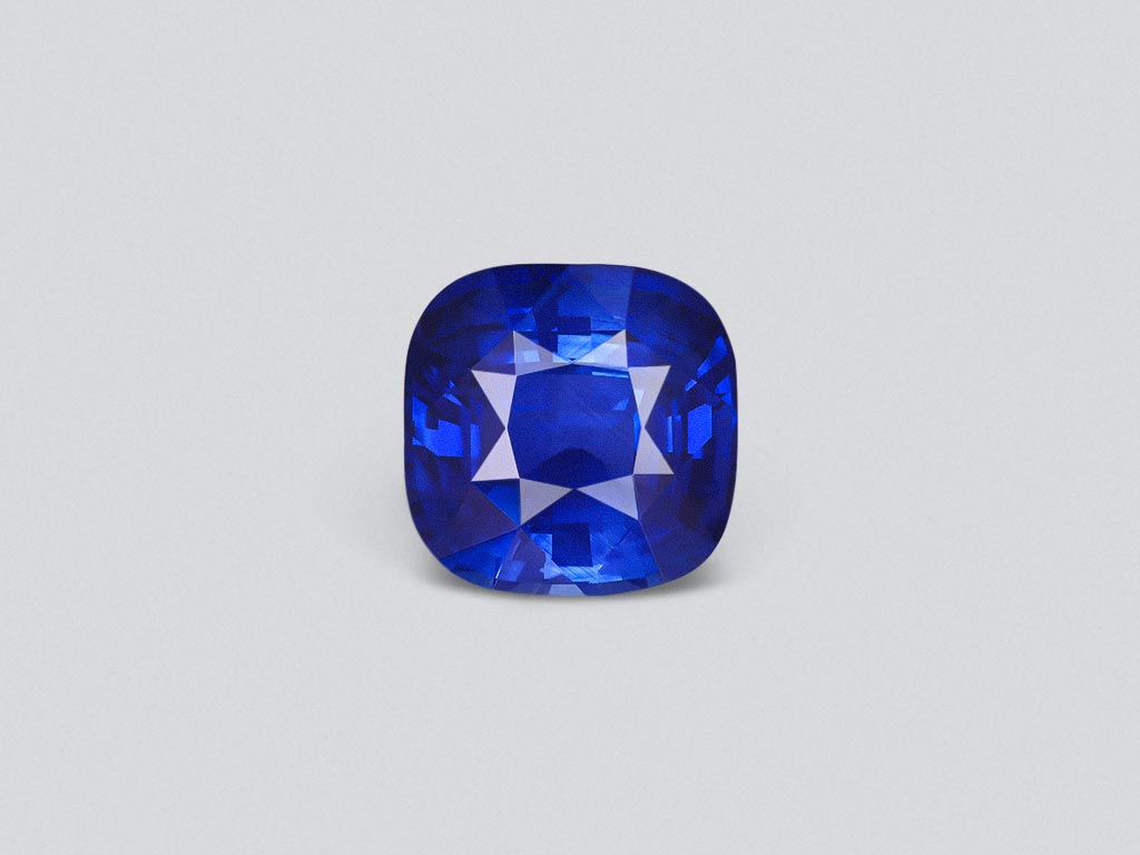 Royal Blue sapphire 4.51 carats in cushion cut, Sri Lanka Image №1