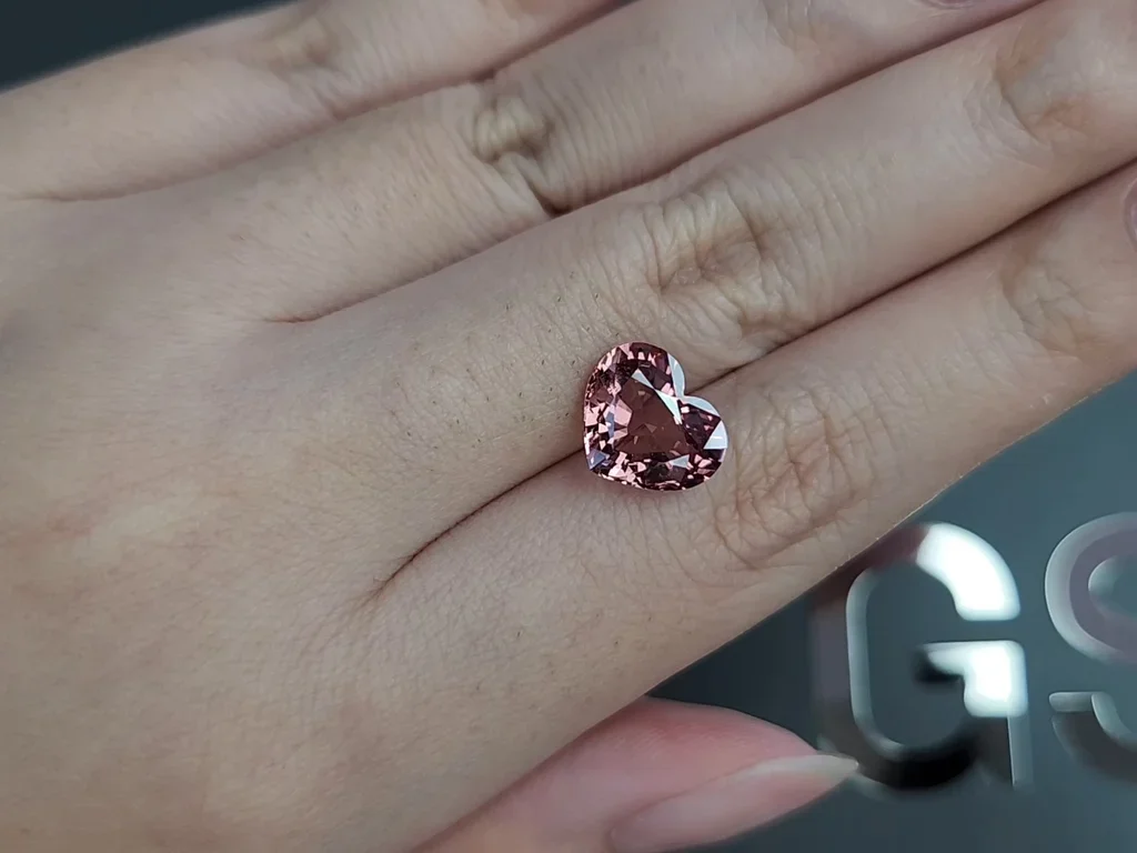Pink orange spinel heart shape 4.00 carats, Burma Image №2