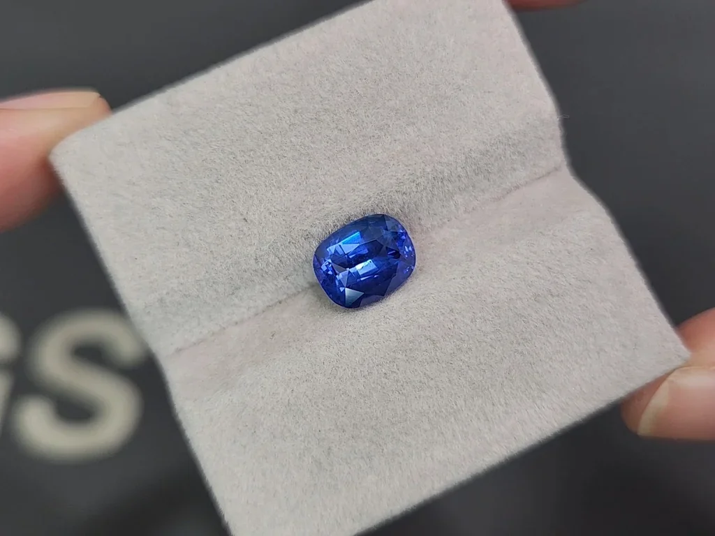 Zafiro azul de talla cojín sin calentar de 3,02 quilates, Sri Lanka Image №4