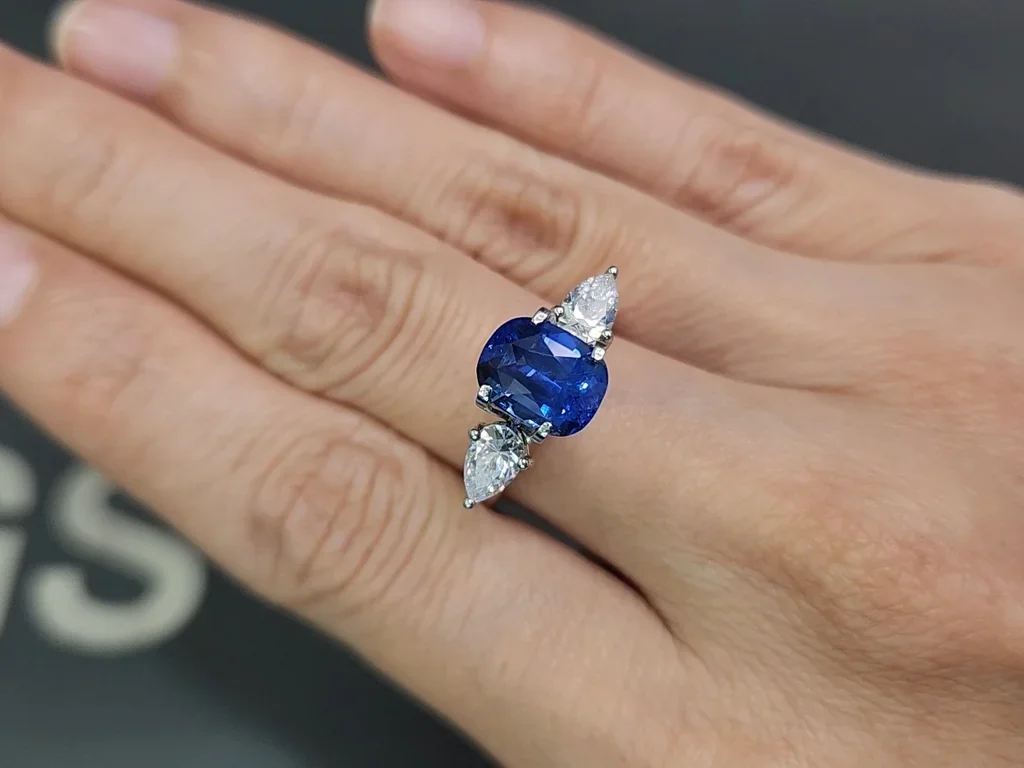 Zafiro azul de talla cojín sin calentar de 3,02 quilates, Sri Lanka Image №5