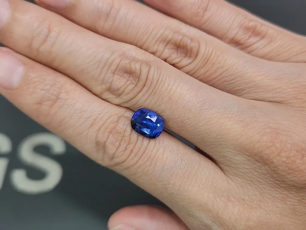 Zafiro azul de talla cojín sin calentar de 3,02 quilates, Sri Lanka Image №2