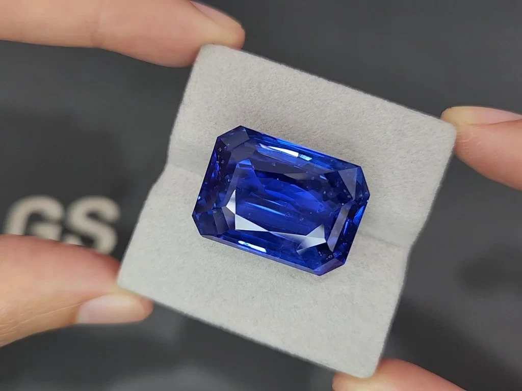 Unheated sapphire Royal Blue octagon cut 54.54 carats, Sri Lanka Image №3