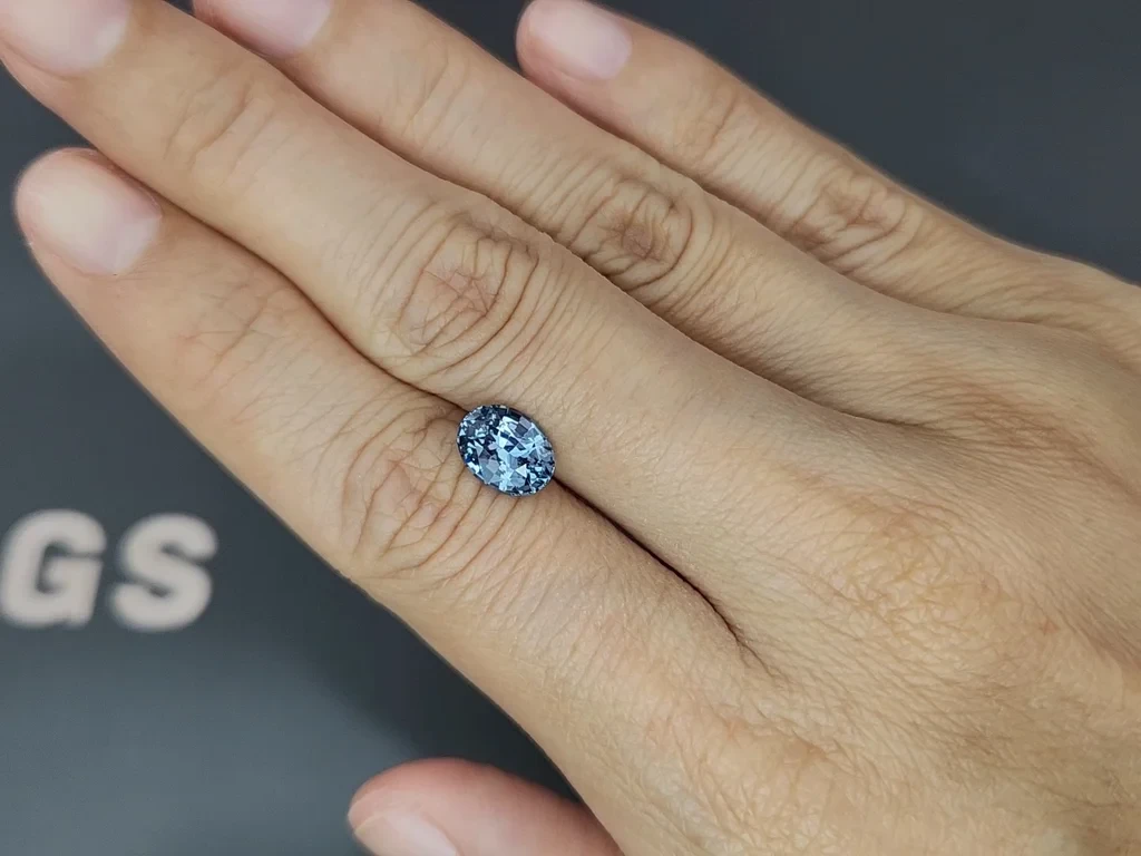 Blauer saphir oval geschliffener 2,08 karat, Sri Lanka Image №2