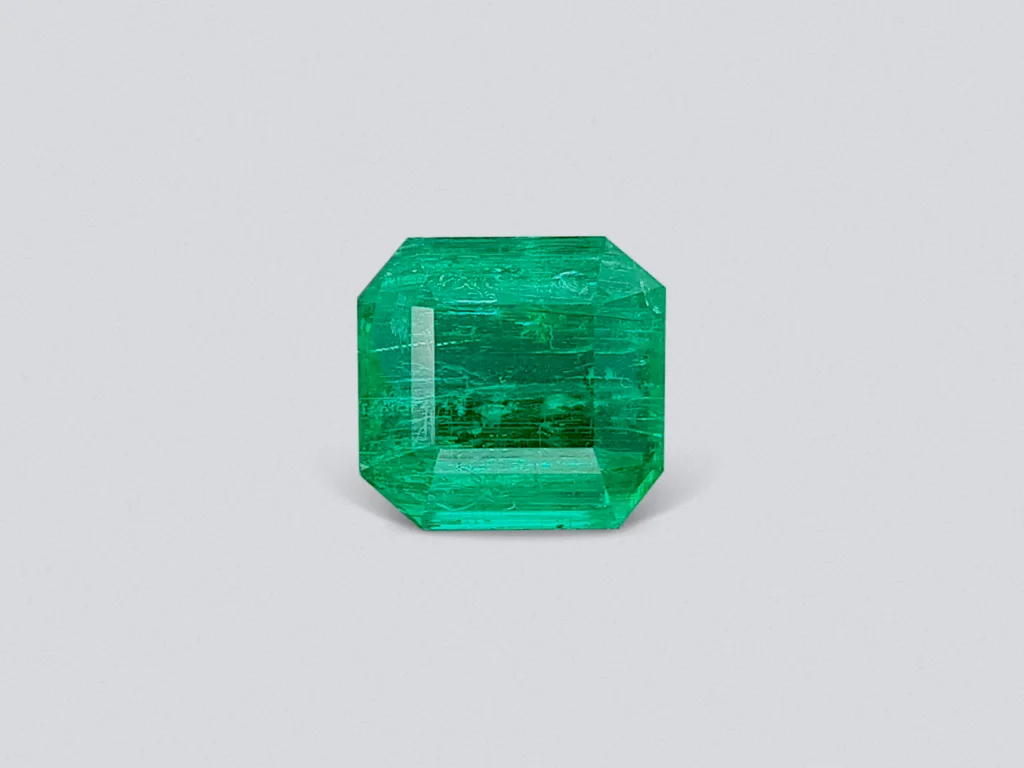 Intense Vivid Green emerald 5.64 ct from Zambia, GFCO Image №1