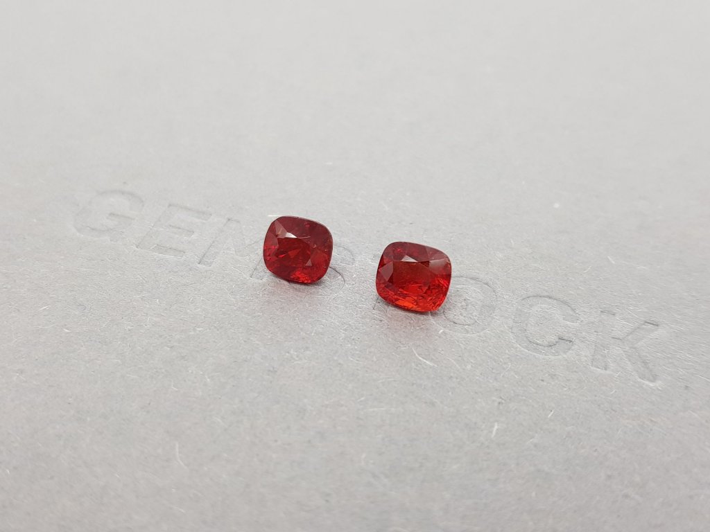 Pair of red cushion cut spinels 2.34 ct, Burma Image №3