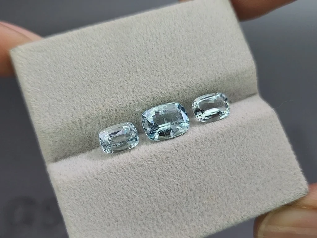 Set aus kissenförmig geschliffenen aquamarinen 2,56 karat, Madagaskar Image №5
