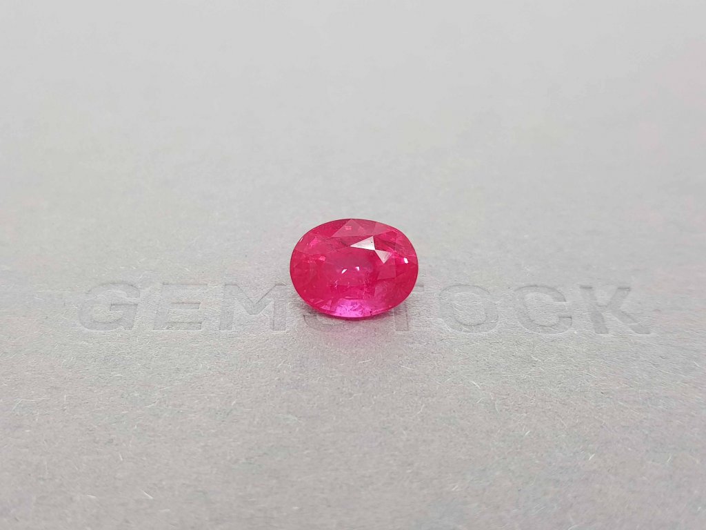 Neon red-pink Mahenge oval cut spinel 5.23 ct Image №1