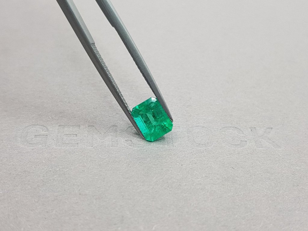 Intense emerald octagon shape 1.42 ct, Colombia Image №4