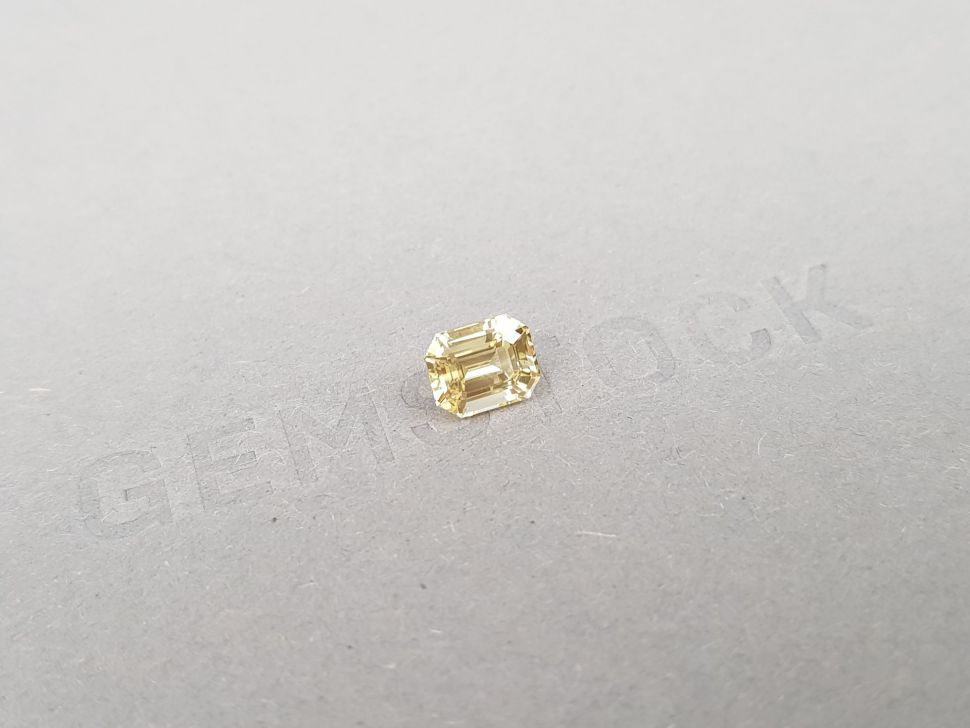 Octagon unheated yellow sapphire 1.49 ct, Sri Lanka Image №2
