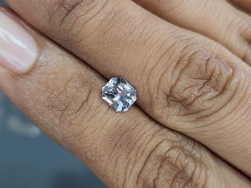 Zafiro azul de talla radiante de 1,20 carats, Sri Lanka Image №2