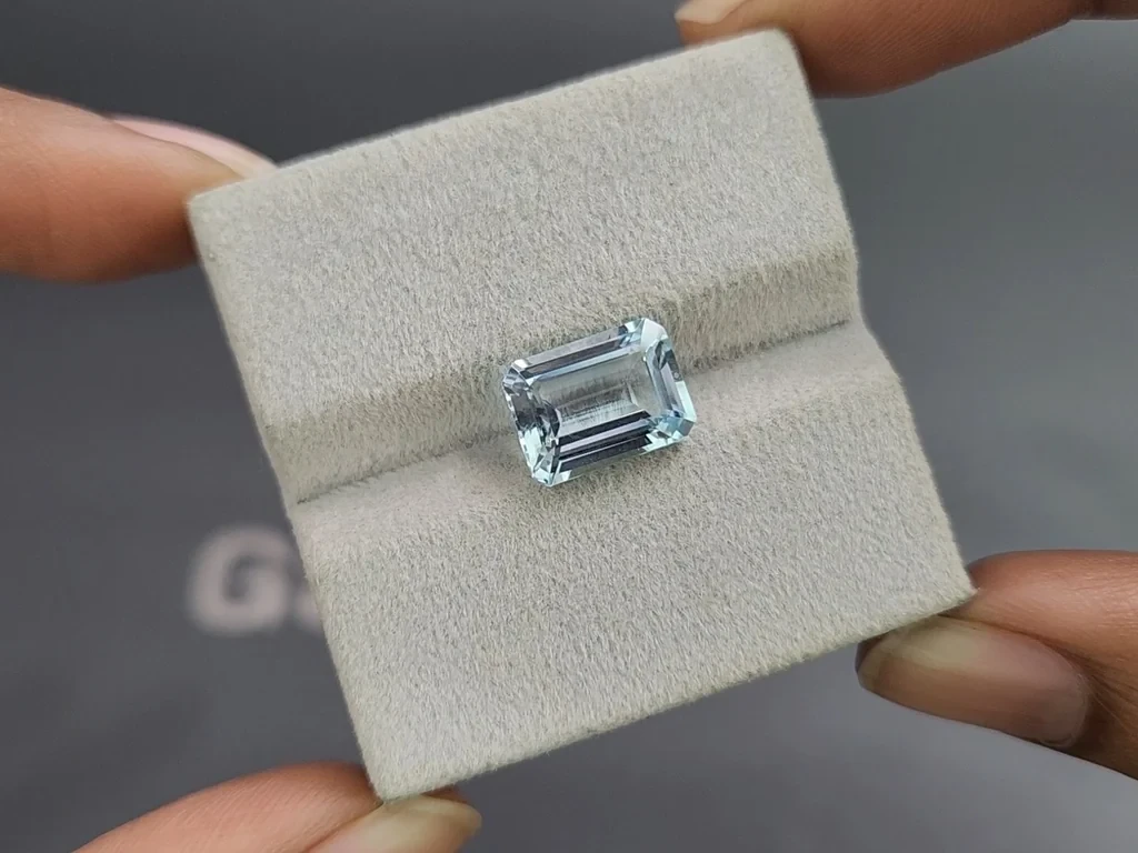 Achteckig geschliffener aquamarin 3,85 karat, Madagaskar  Image №4