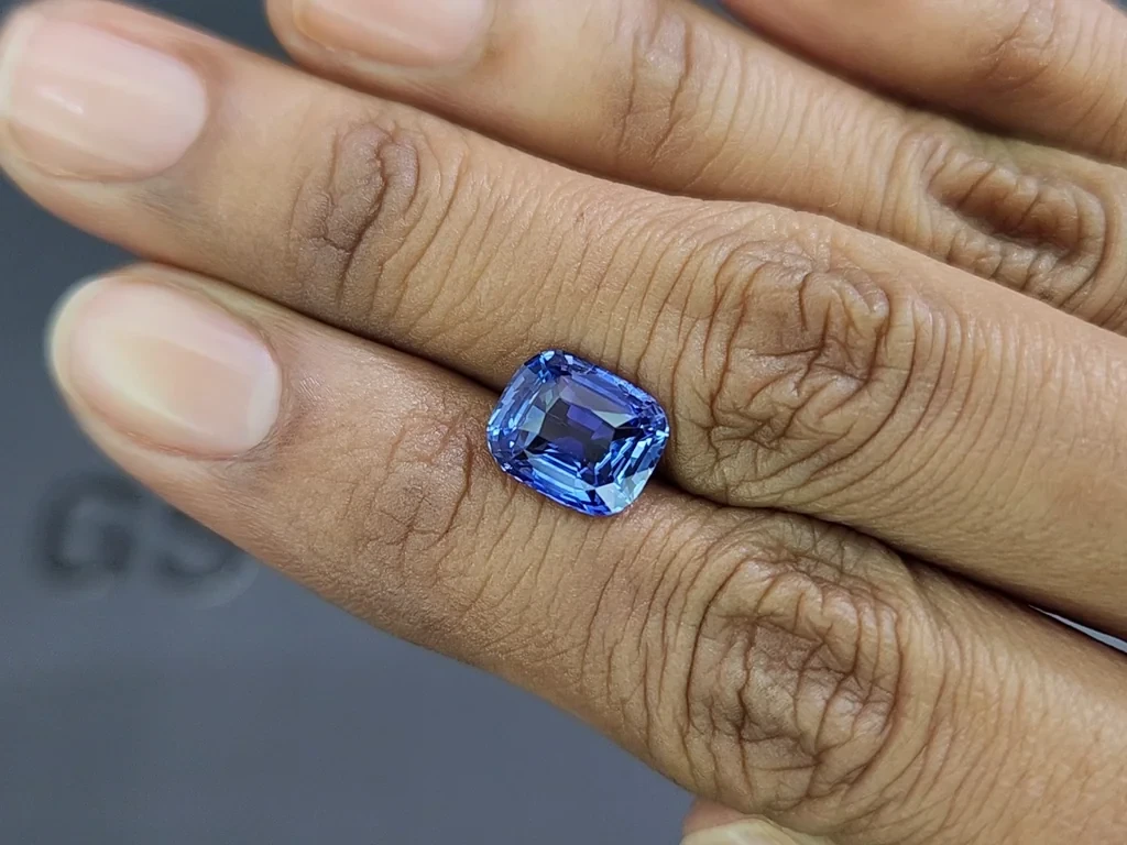 Sapphire Cornflower Blue cushion cut 4.04 carats, Sri Lanka Image №2