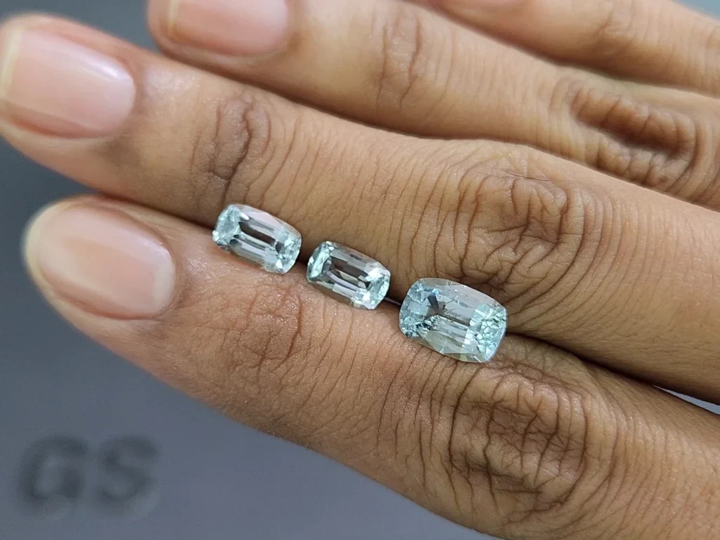 Ensemble aigues-marines taille coussin, 3,39 carats, Madagascar Image №2