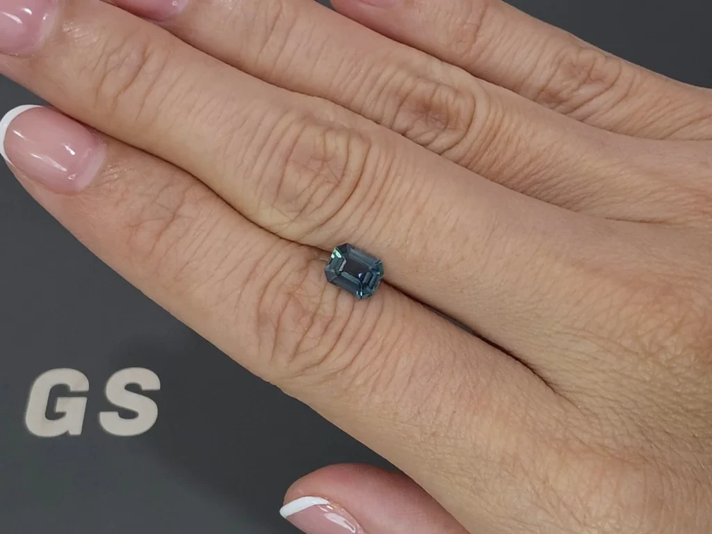 Onverhitte Teal saffier in radiant-slijping 1,03 karat,  Madagascar Image №2