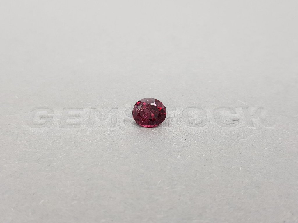 Rhodolite garnet, oval cut, 1.37 carats, Sri Lanka Image №1
