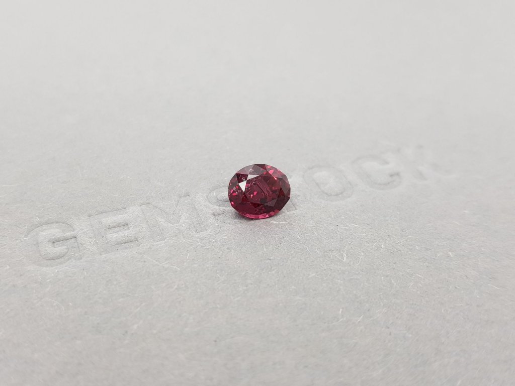 Rhodolite garnet, oval cut, 1.37 carats, Sri Lanka Image №2