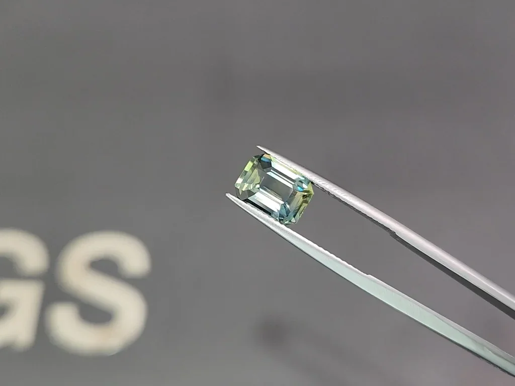 Zafiro verde azulado de talla octogonal sin calentarde 3,08 ct, de Sri Lanka Image №3