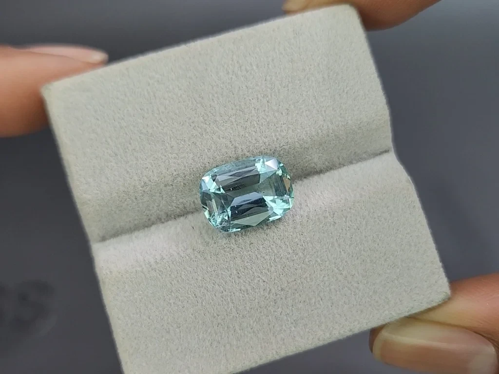 Aquamarin kissenförmiger 3,79 karat, Madagaskar  Image №4